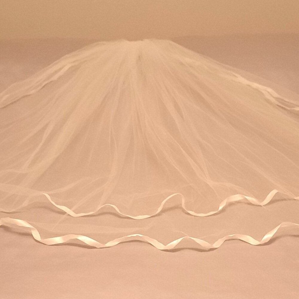 Wedding Dress Classic White Southern Sophisticated Flowy Sleeveless A Line - Picture 6 of 12